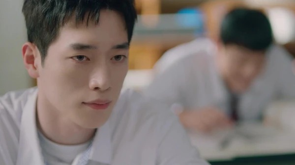 언더커버 하이스쿨 2화